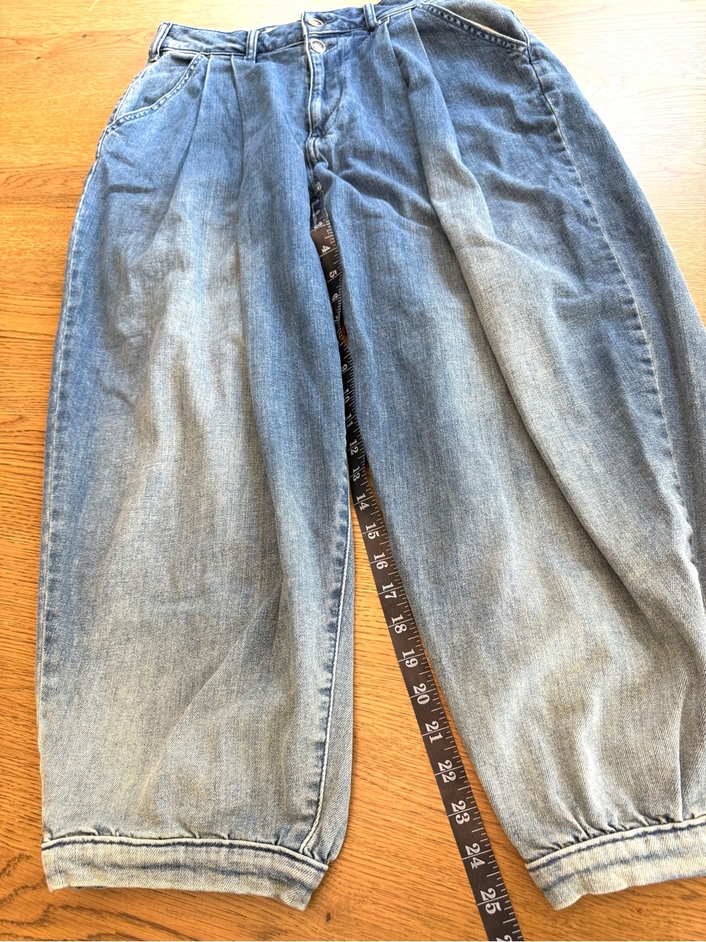 Pilcro Anthropologie High Rise Balloon Leg Pleated Denim medium wash - Picture 5 of 14
